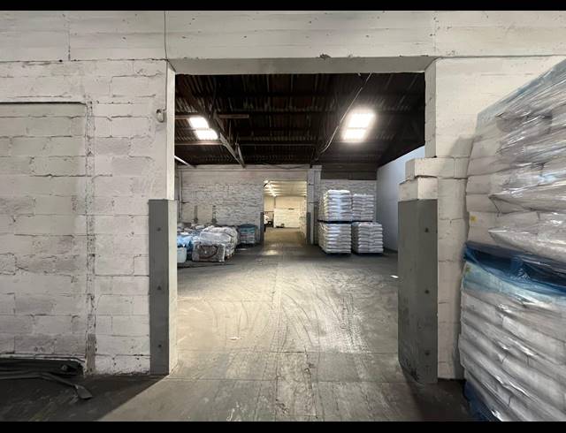 1,558.50M² WAREHOUSE TO LET IN EPPING INDUSTRIAL